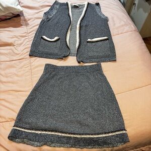 Chanel blue vest and skirt set, size L